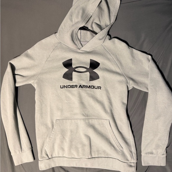 Under Armour Other - Under Armour ColdGear Fleece in Light Gray